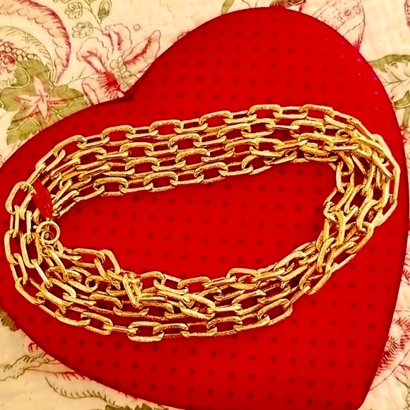 PAPER CLIP NECKLACE GOLD CHAIN 25” NEW VINTAGE MONET 1/2” x 1/4 LINKS ENGRAVED - Picture 2 of 11